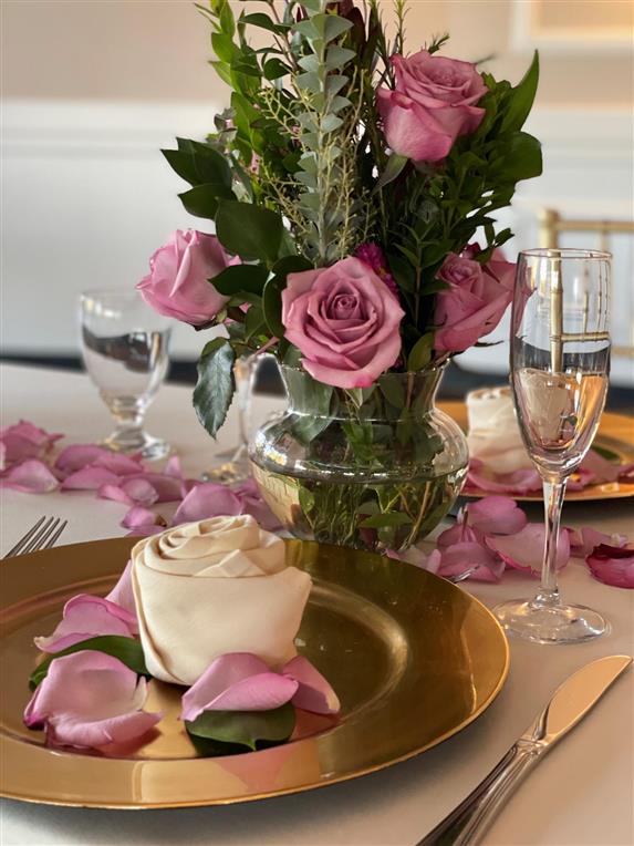 pink rose centerpiece